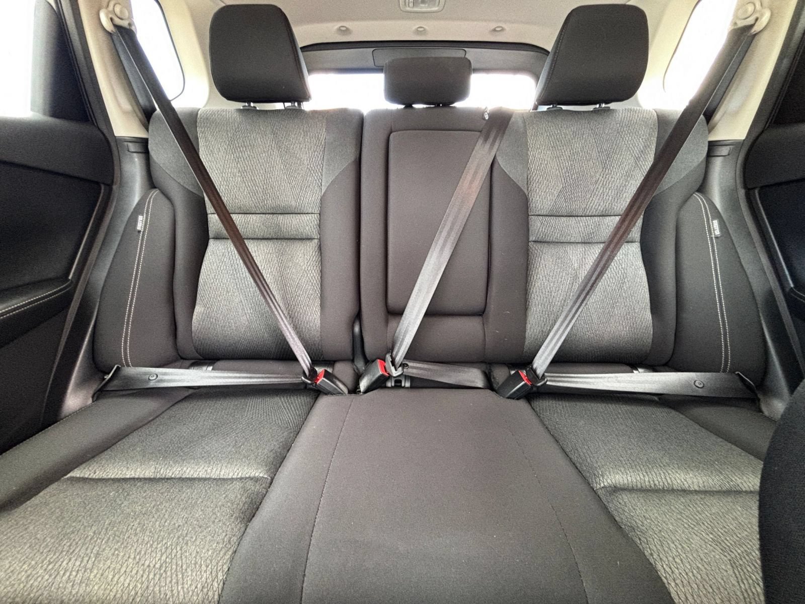 Used 2025 Nissan Rogue SV FWD image 40