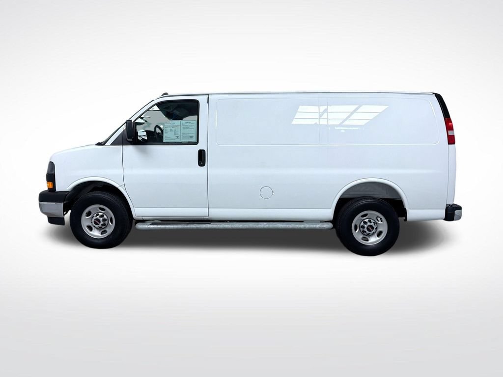 Used 2025 GMC Savana 2500 w/ Driver Convenience Package RWD image 11