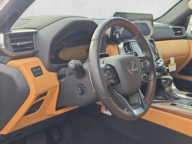 New 2026 Lexus LX 600 4WD w/ Accessory Package (2T) image 3