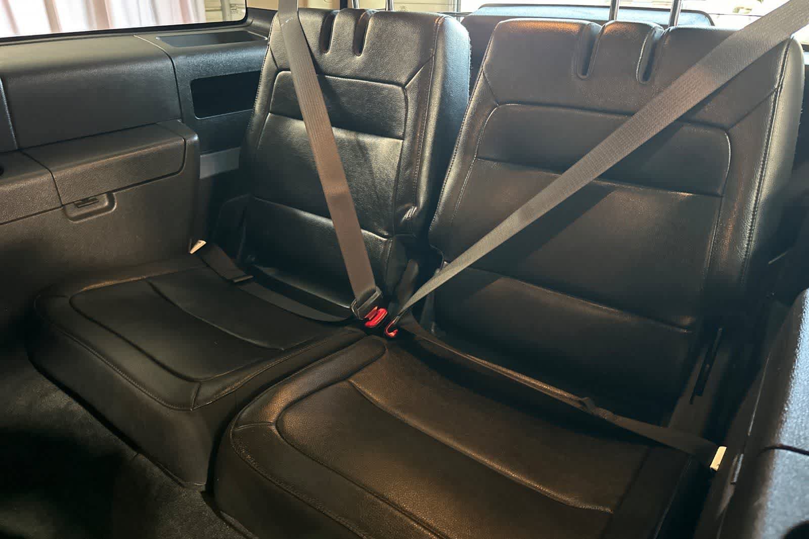 Used 2014 Ford Flex SEL w/ Equipment Group 202A FWD image 17