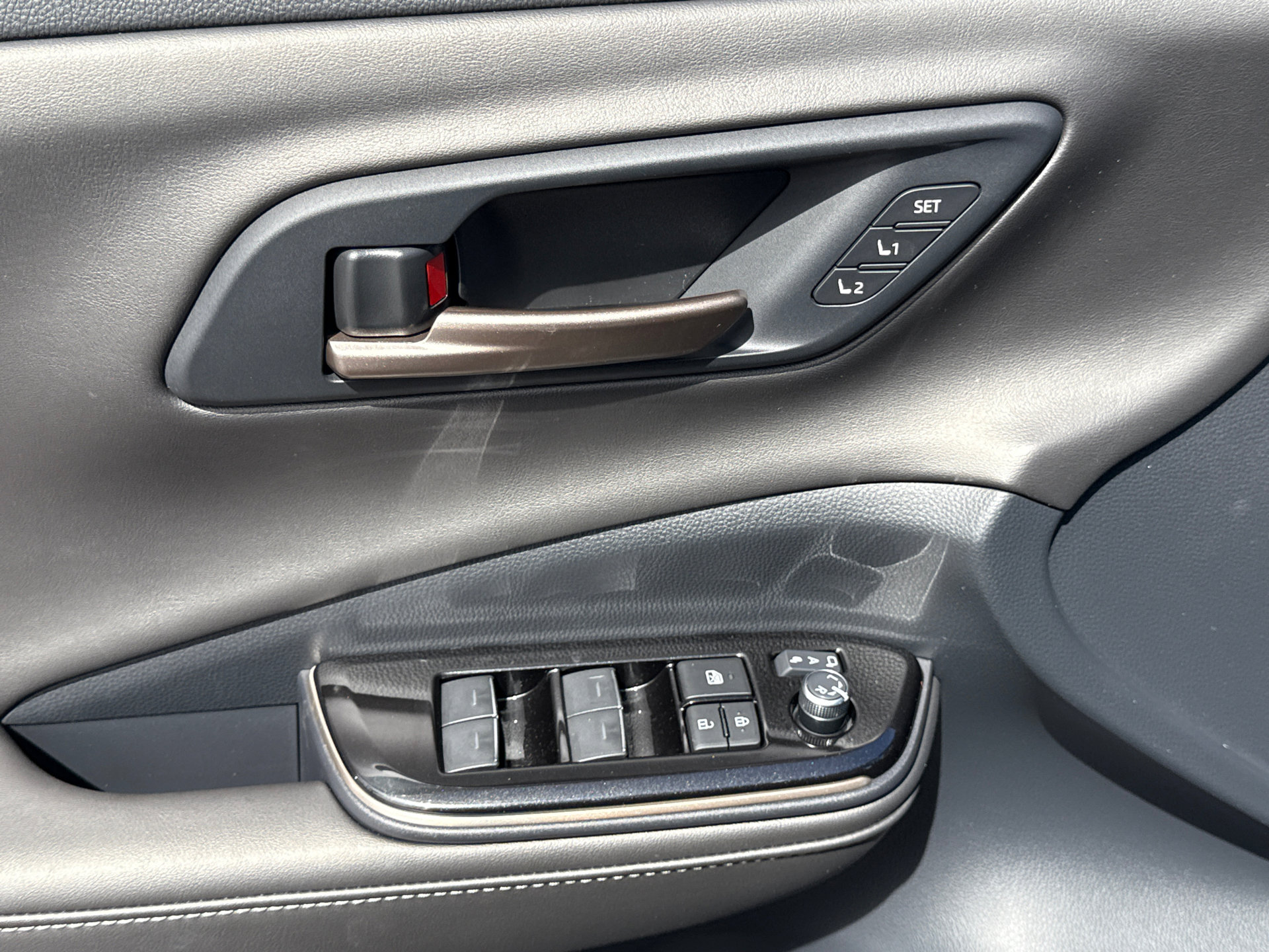 New 2026 Toyota Crown Nightshade image 23