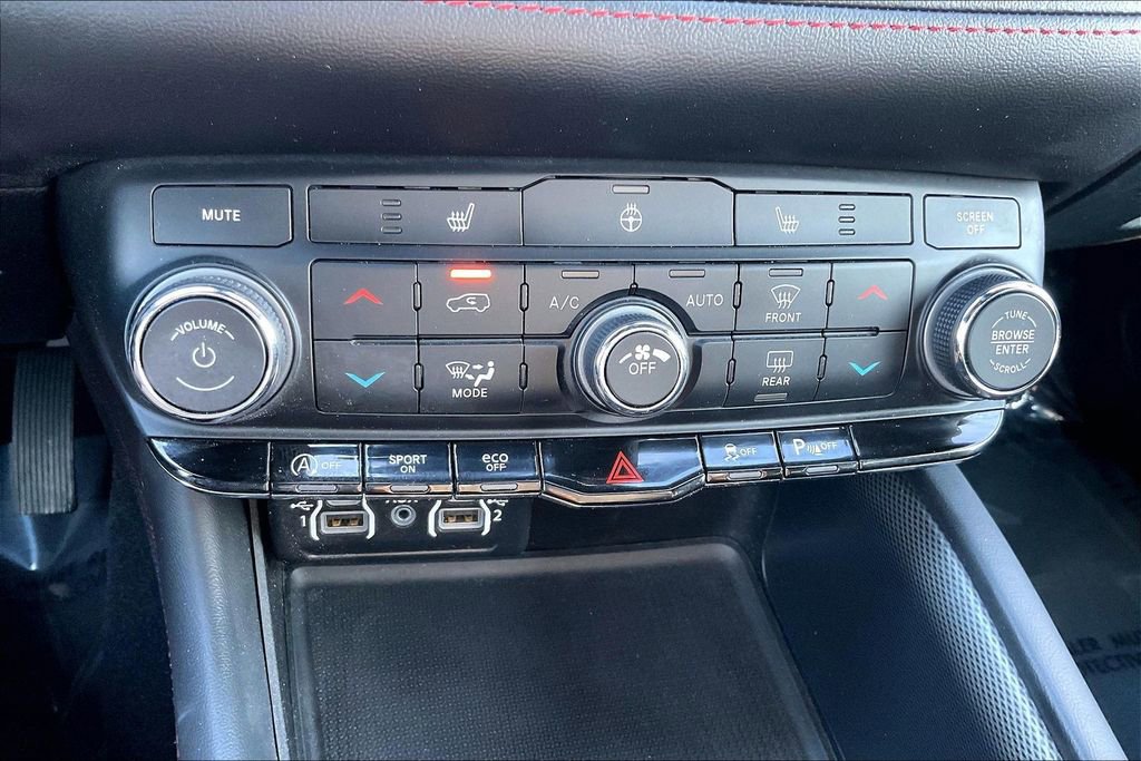 Used 2025 Dodge Durango GT image 31