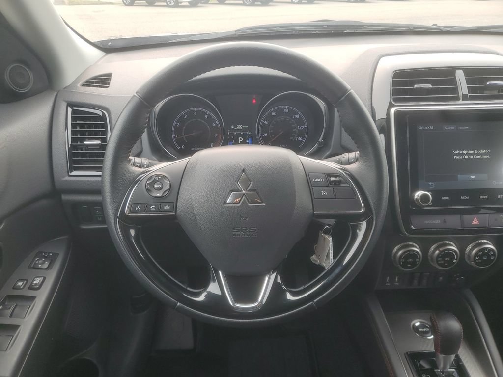 Used 2025 Mitsubishi Outlander Sport AWD image 15