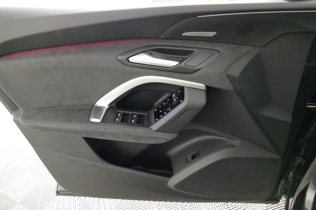 New 2026 Audi SQ5 Premium Plus image 23