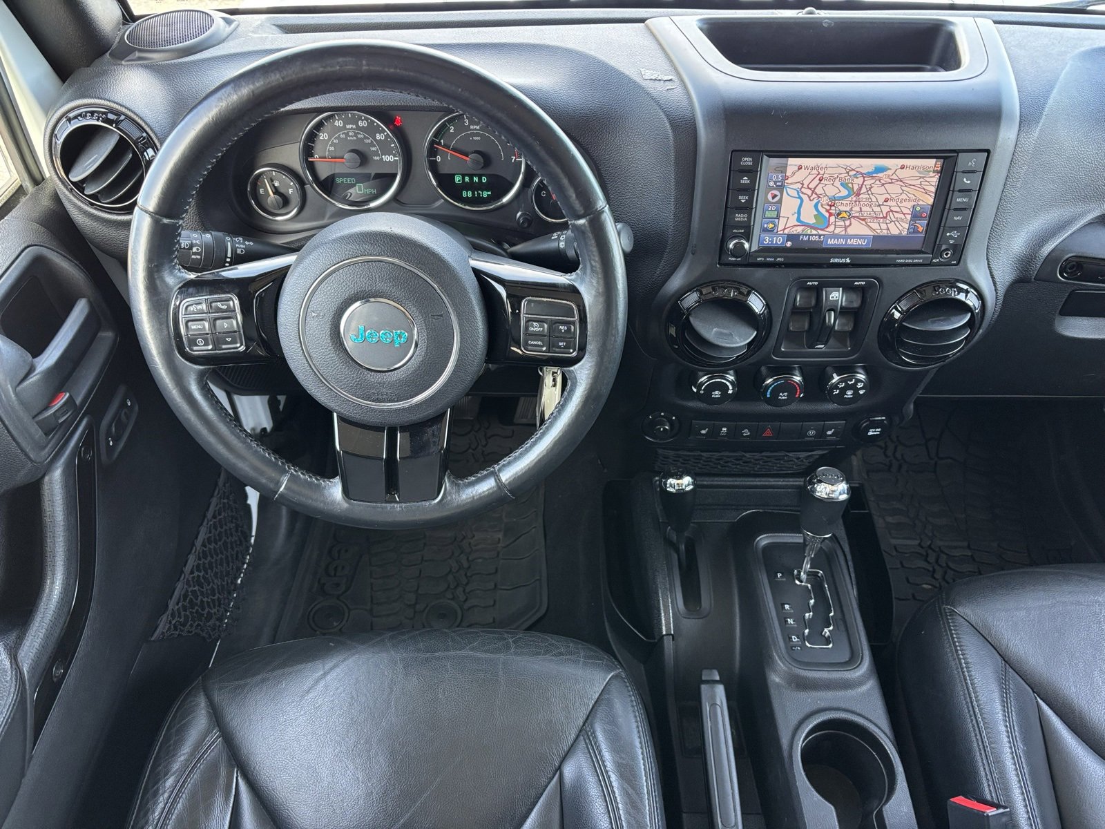 Used 2015 Jeep Wrangler Unlimited Sahara image 3
