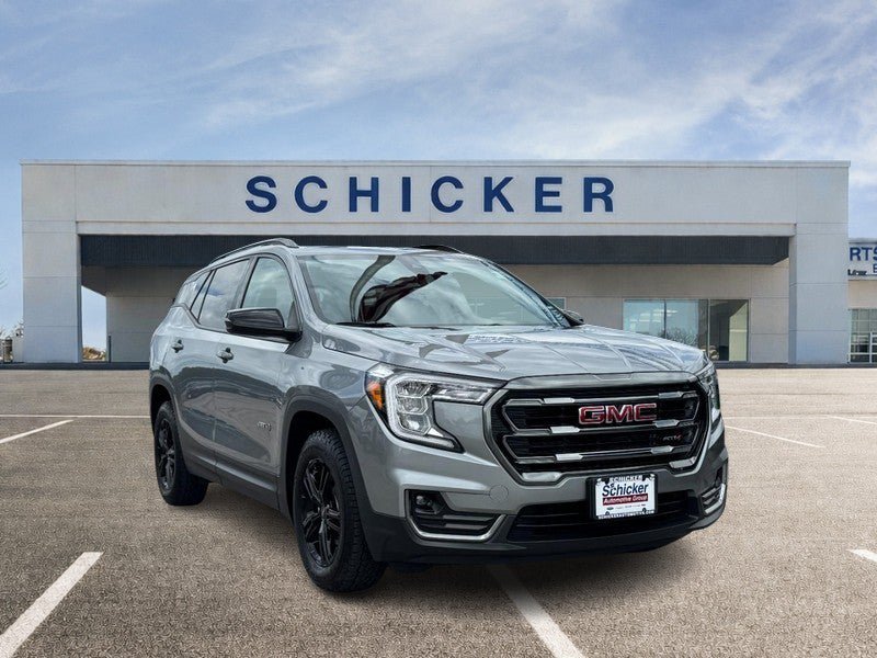Used 2023 GMC Terrain AT4 w/ GMC Pro Grade Package AWD/4WD image 1