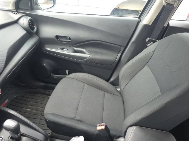 Used 2025 Nissan Kicks Play S FWD image 13