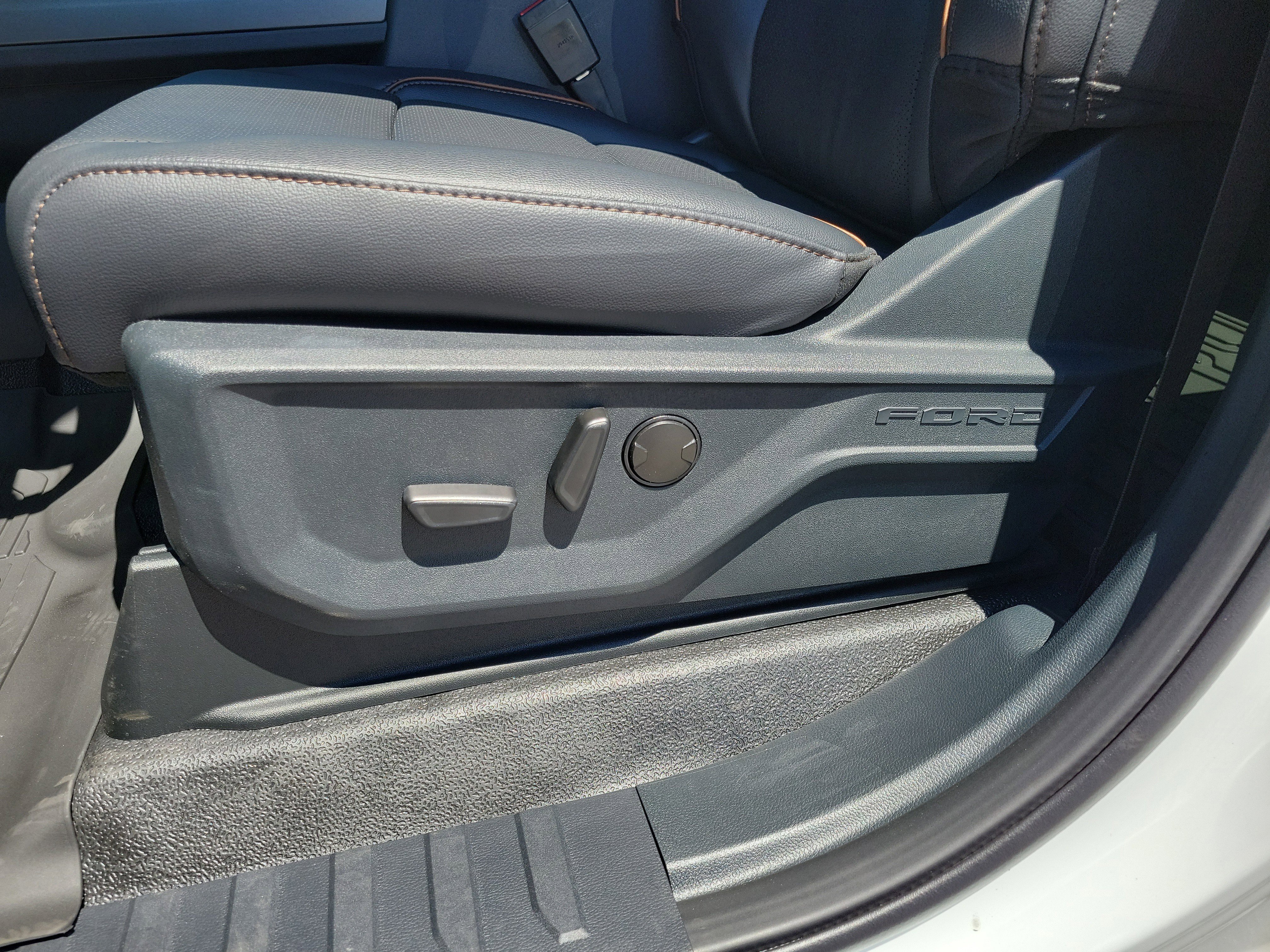 New 2026 Ford F250 Lariat image 13