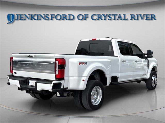 Certified 2023 Ford F450 Platinum w/ FX4 Off-Road Package image 9