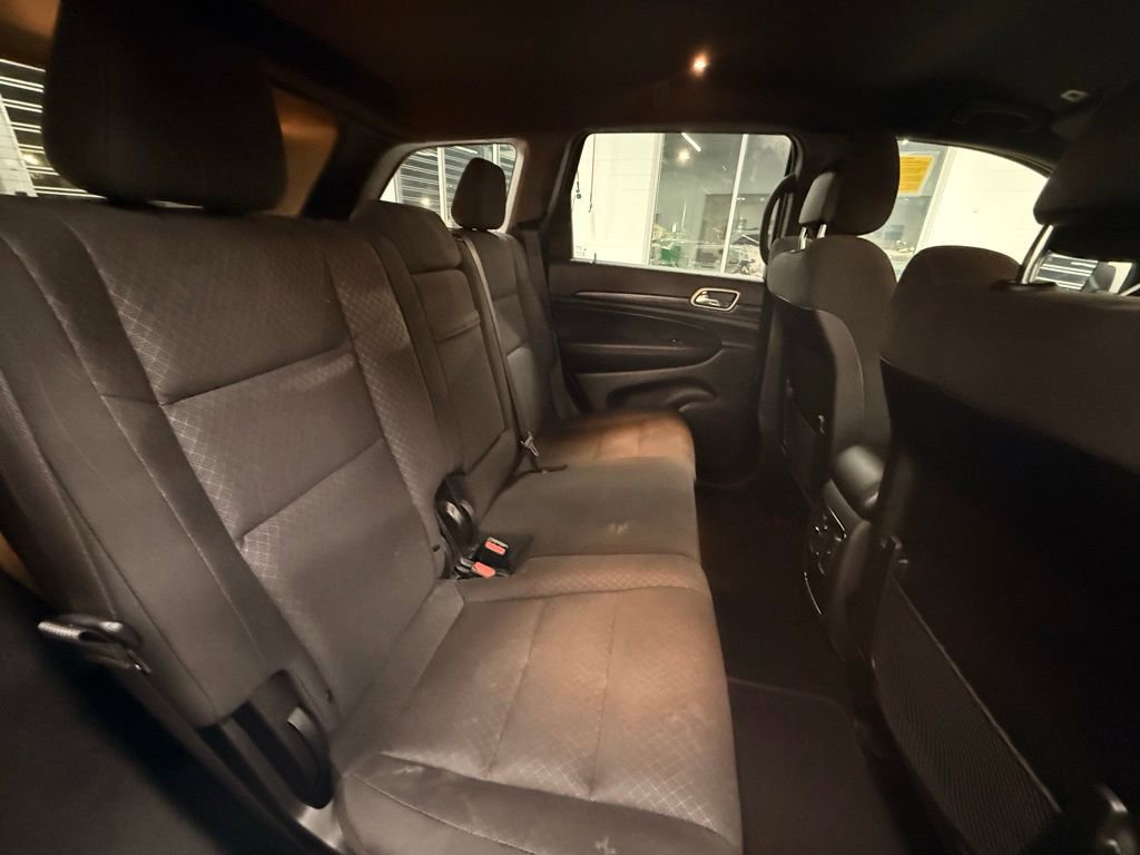 Used 2020 Jeep Grand Cherokee Laredo image 19