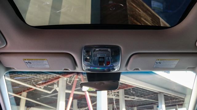 Used 2023 Genesis GV70 2.5T w/ Select Package image 22