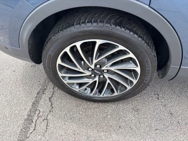 Used 2019 Lincoln Nautilus Reserve AWD/4WD image 47