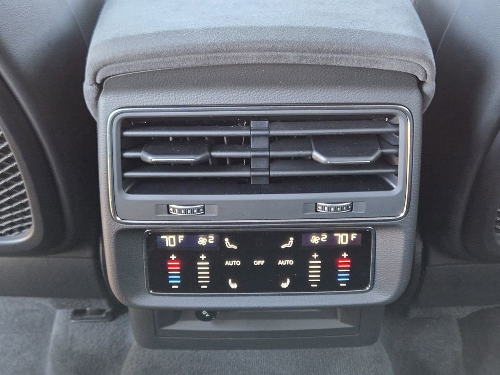 Used 2025 Audi RS Q8 performance image 36