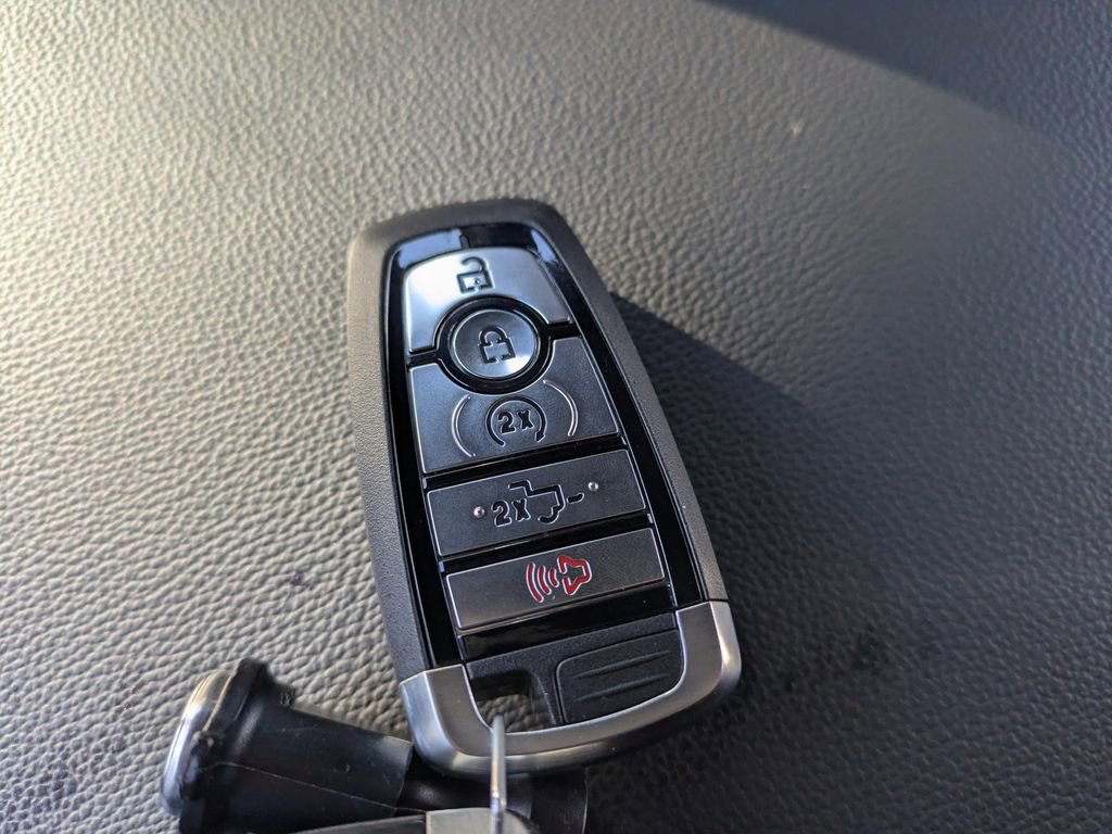 New 2026 Ford F150 XLT w/ Equipment Group 302A MID image 34