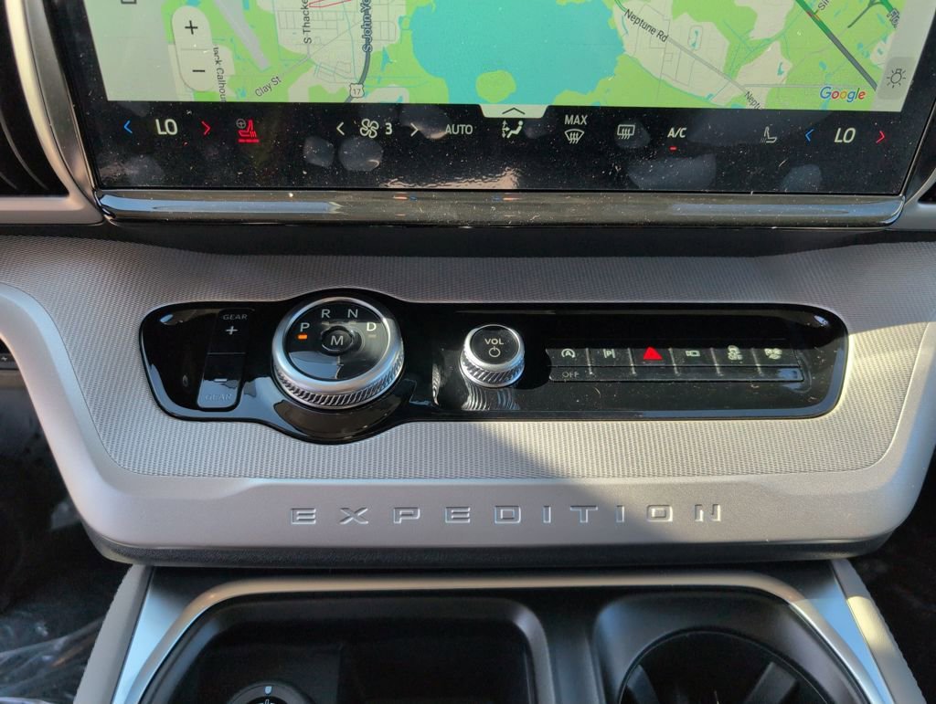 New 2026 Ford Expedition Active image 26