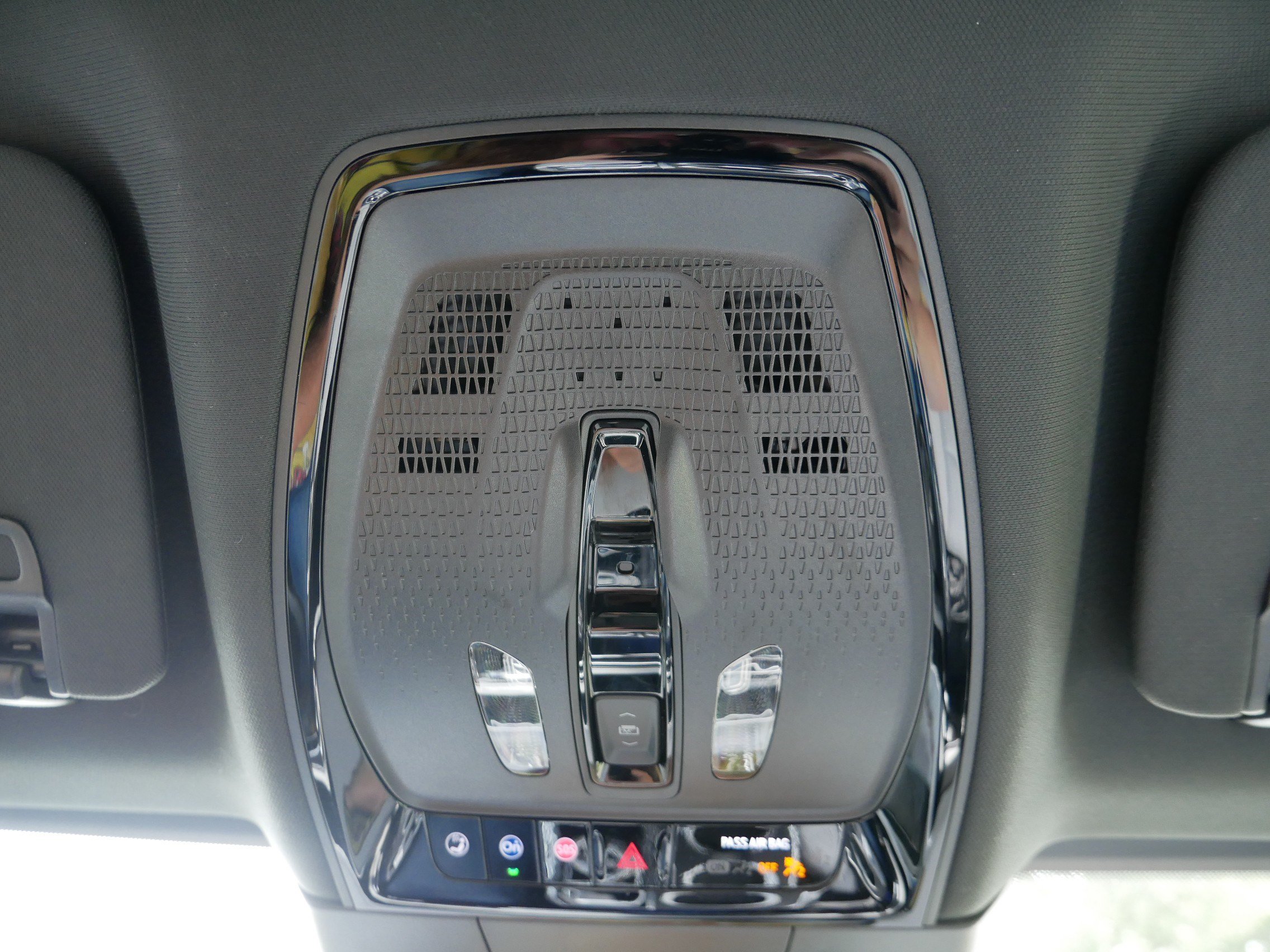 Certified 2024 Cadillac Lyriq Luxury w/ LPO, Floor Liner Package AWD/4WD image 31