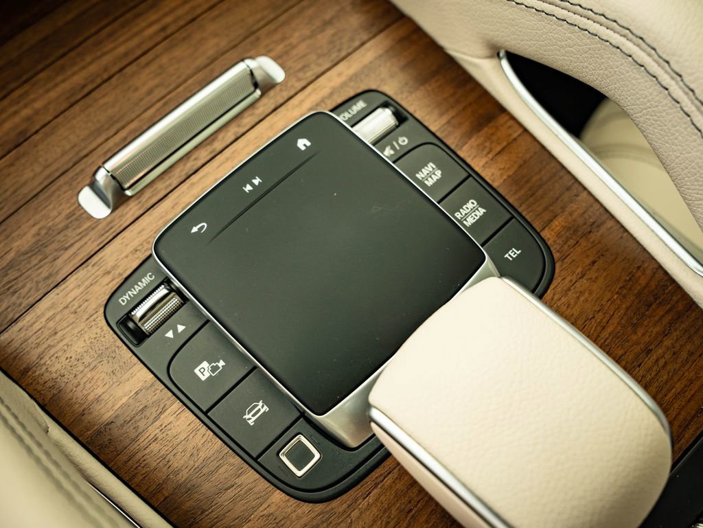 Used 2025 Mercedes-Benz GLS 450 4MATIC image 39