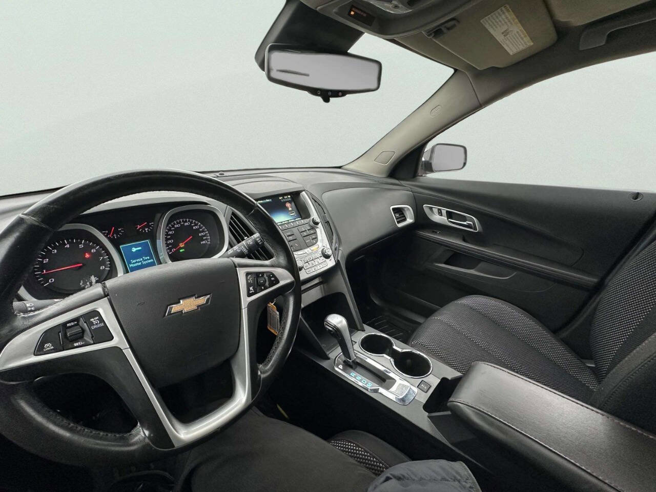 Used 2015 Chevrolet Equinox LT image 28