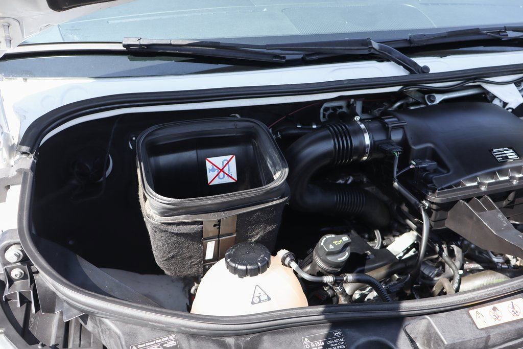 Used 2019 Mercedes-Benz Sprinter 2500 image 14