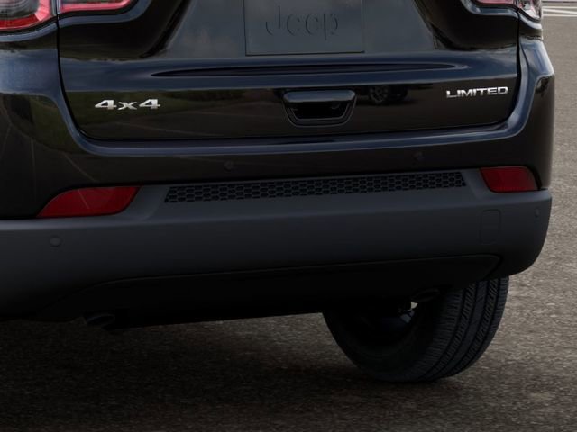 New 2026 Jeep Compass Limited image 13