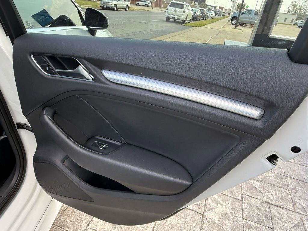 Used 2018 Audi A3 2.0T Premium Plus w/ Premium Plus Package FWD image 29
