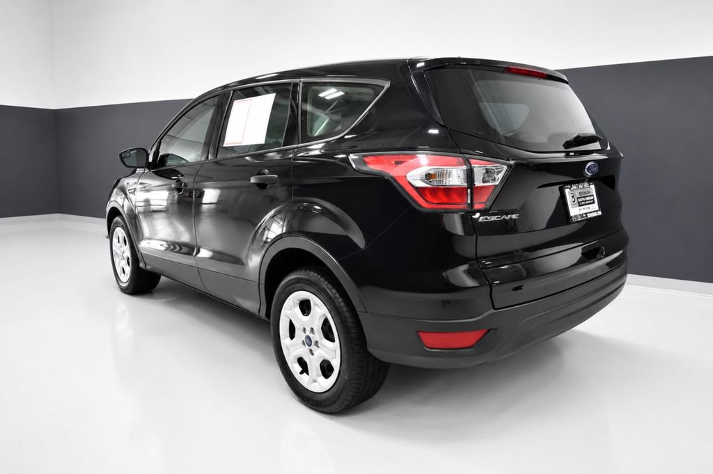 Used 2017 Ford Escape S FWD image 3