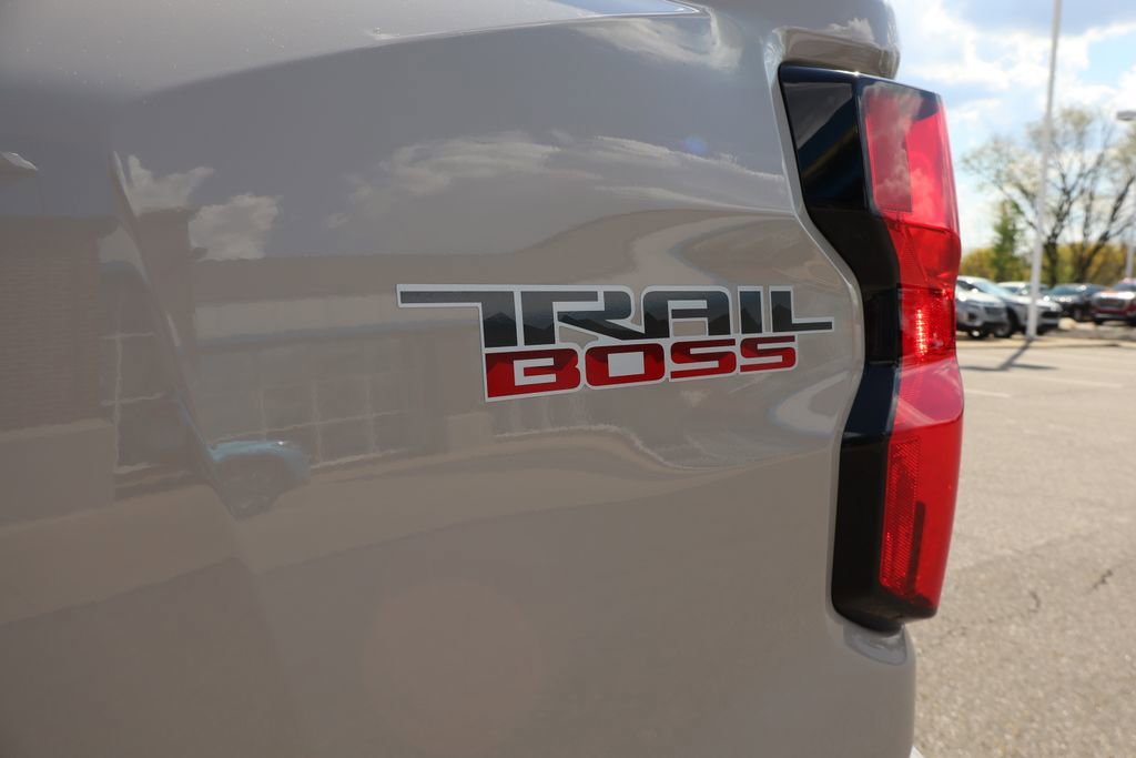 New 2026 Chevrolet Colorado Trail Boss AWD/4WD image 31