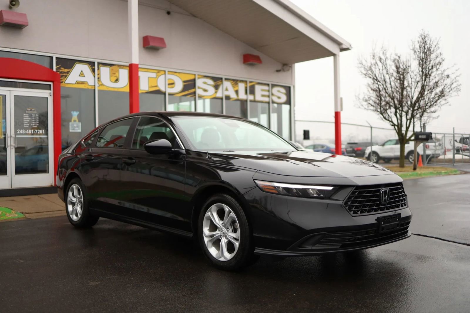 Used 2025 Honda Accord LX image 2