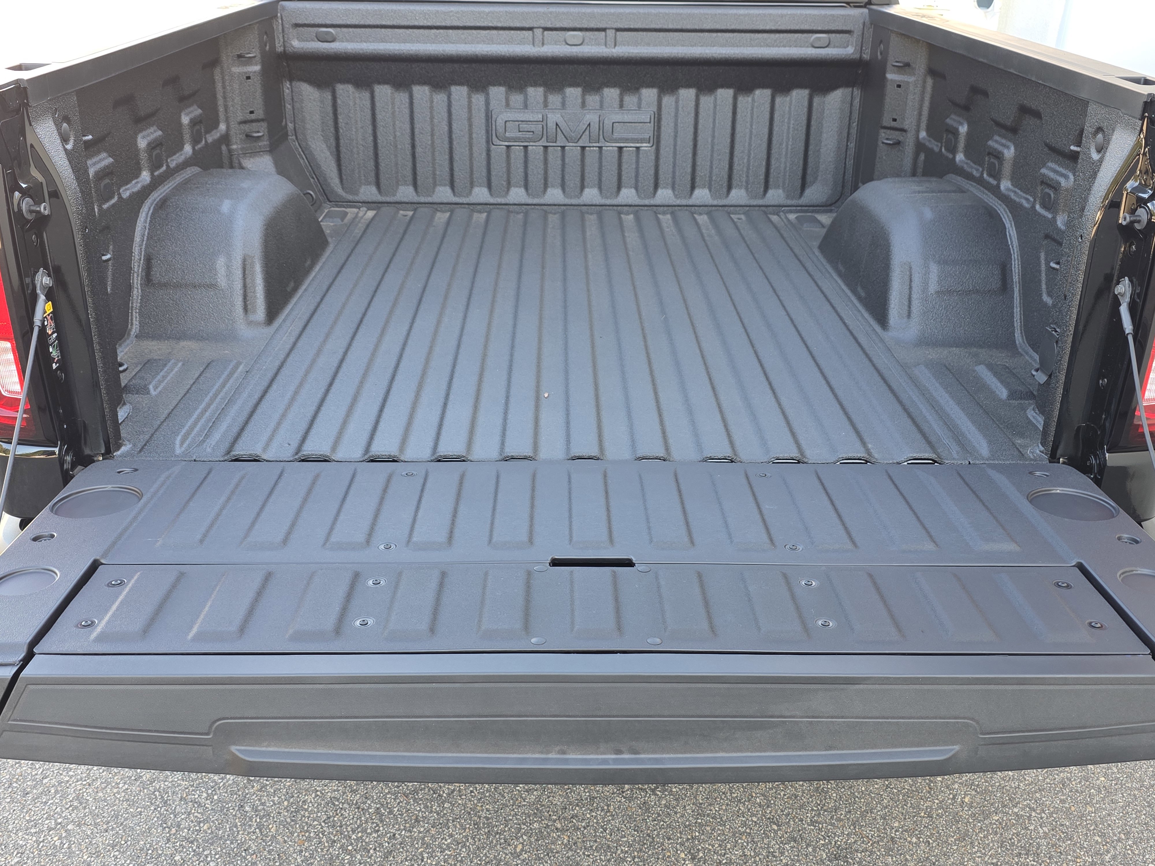 New 2026 GMC Sierra 1500 AT4 image 32