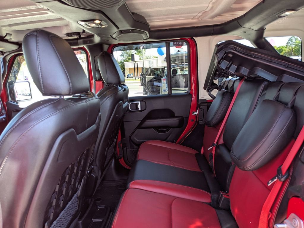 Used 2023 Jeep Wrangler Unlimited Rubicon 4xe AWD/4WD image 12