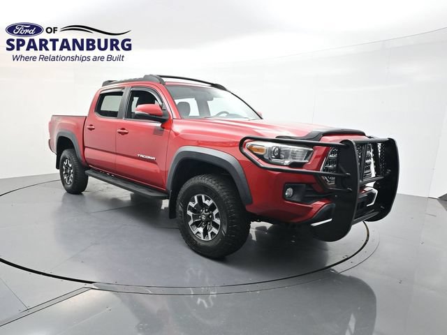 Used 2017 Toyota Tacoma TRD Off-Road AWD/4WD image 1