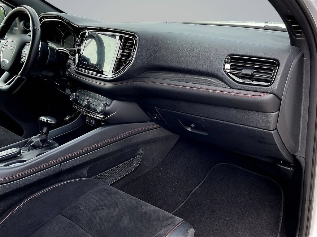 Used 2023 Dodge Durango R/T w/ Tow 'N Go Package AWD/4WD image 31