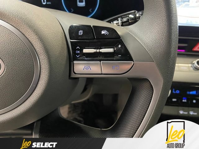 Used 2024 Hyundai Elantra SEL FWD image 13