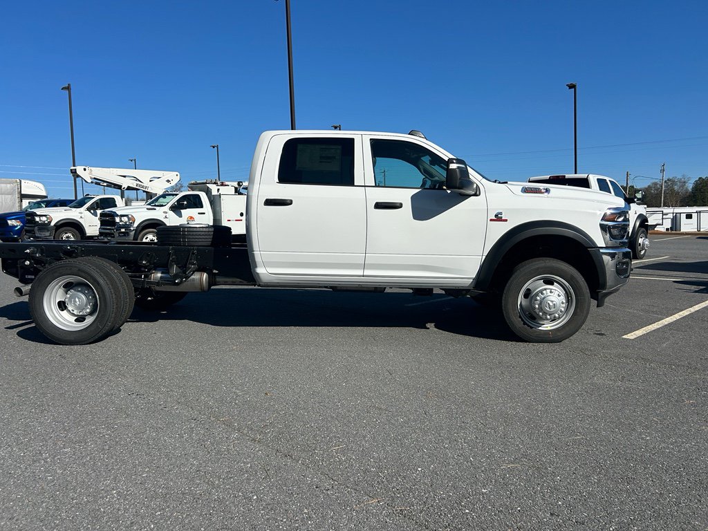 New 2026 RAM 5500 Tradesman w/ Chrome Appearance Group image 4
