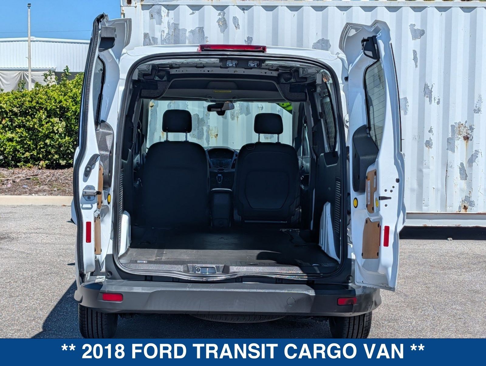 Used 2018 Ford Transit Connect XLT image 13