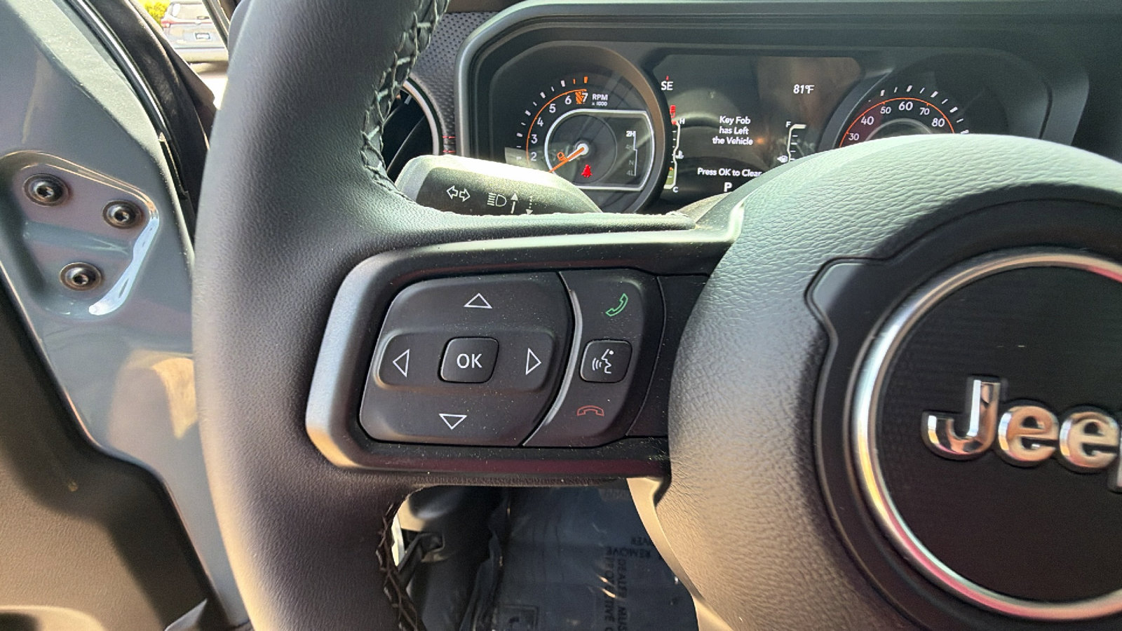 Used 2025 Jeep Gladiator Rubicon w/ Safety Group image 27