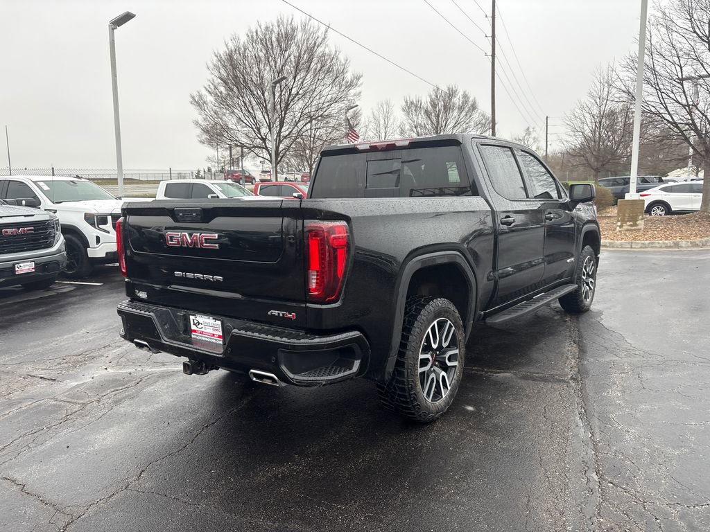 Used 2024 GMC Sierra 1500 AT4 w/ Technology Package image 6
