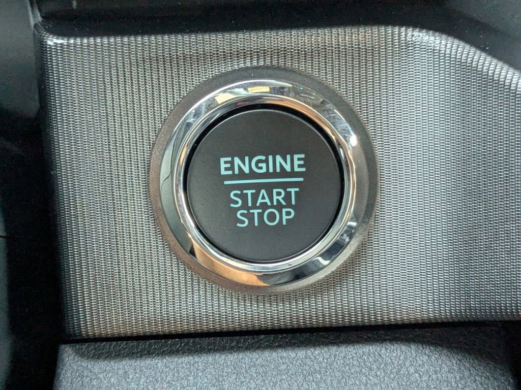 New 2026 Ford F250 Platinum w/ Tremor Off-Road Package image 32