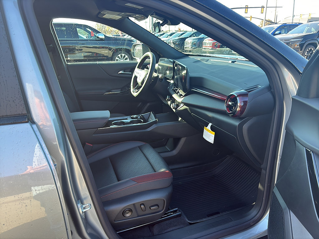 New 2027 Chevrolet Equinox RS w/ Convenience Package III AWD/4WD image 15