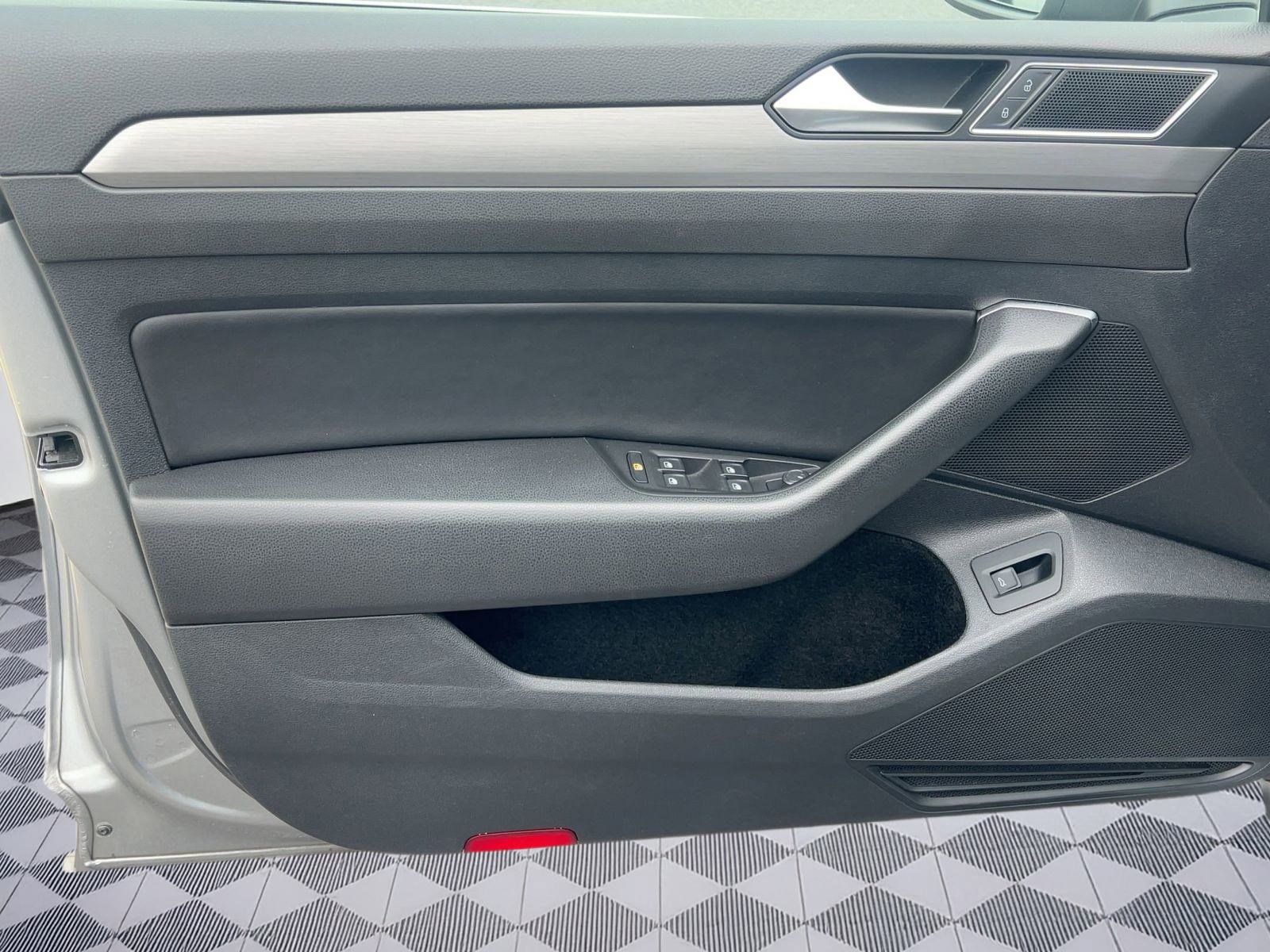 Used 2020 Volkswagen Arteon SE image 12