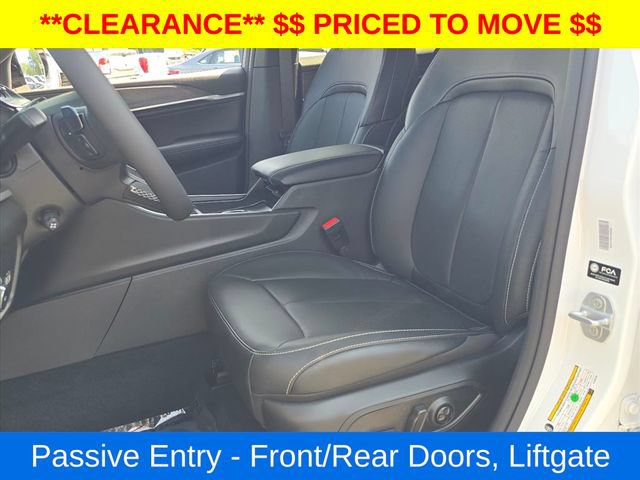 Used 2026 Jeep Grand Cherokee Limited AWD/4WD image 19