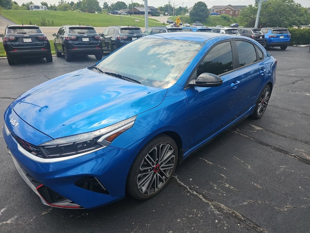 Used 2023 Kia Forte GT FWD image 2