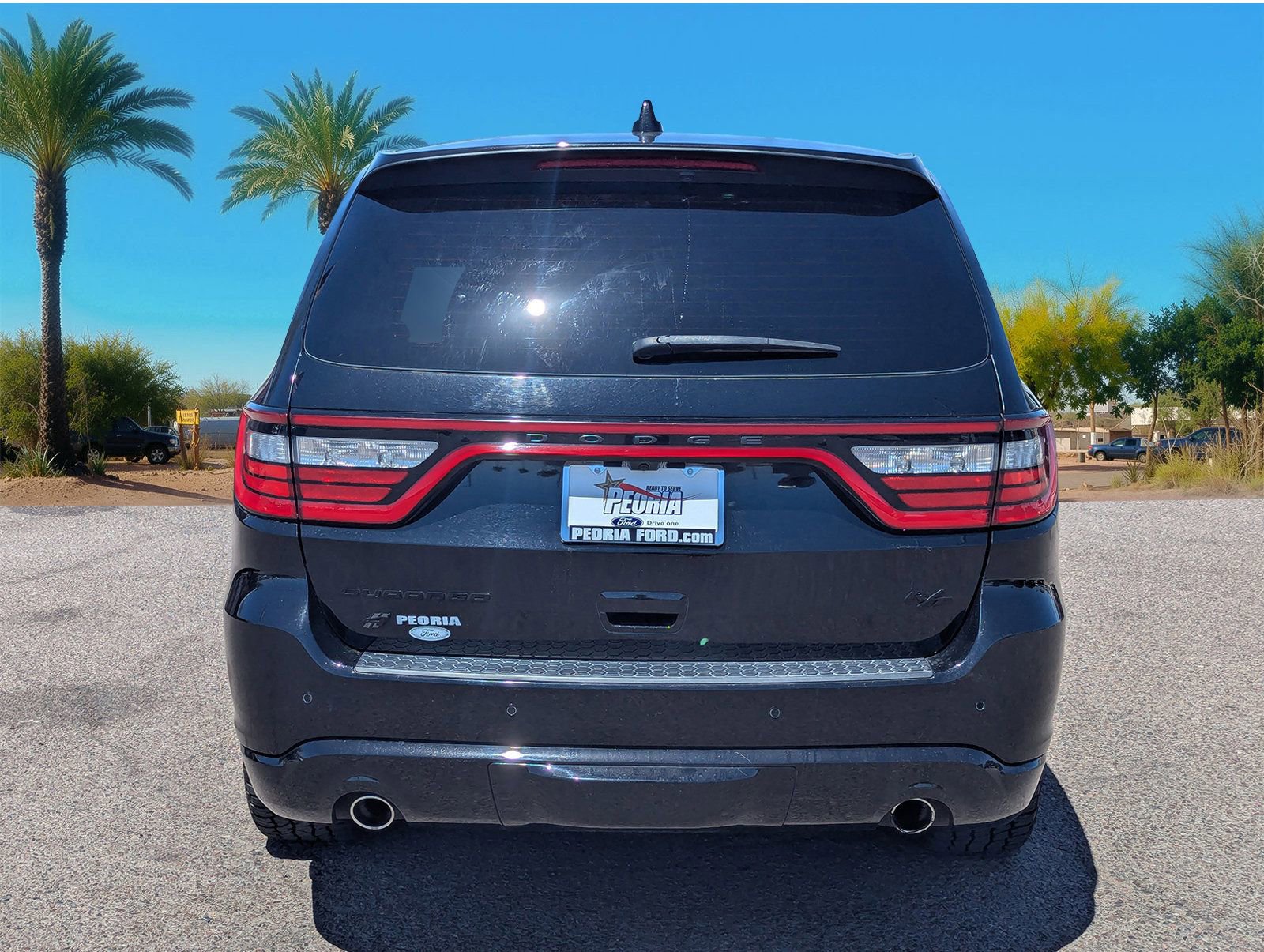 Used 2022 Dodge Durango R/T w/ Blacktop Package AWD/4WD image 4