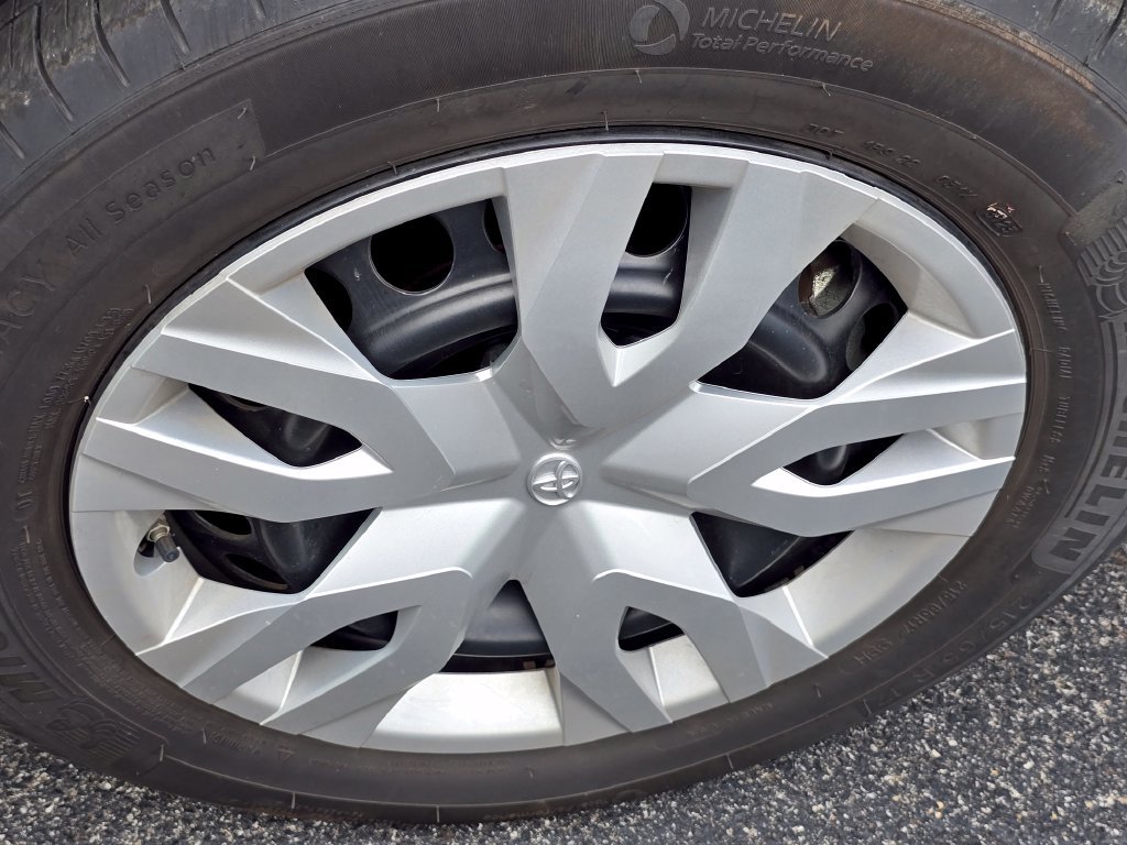 Certified 2023 Toyota Corolla Cross L FWD image 20