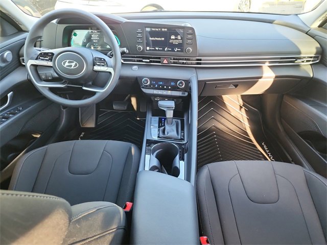 New 2025 Hyundai Elantra Blue image 8