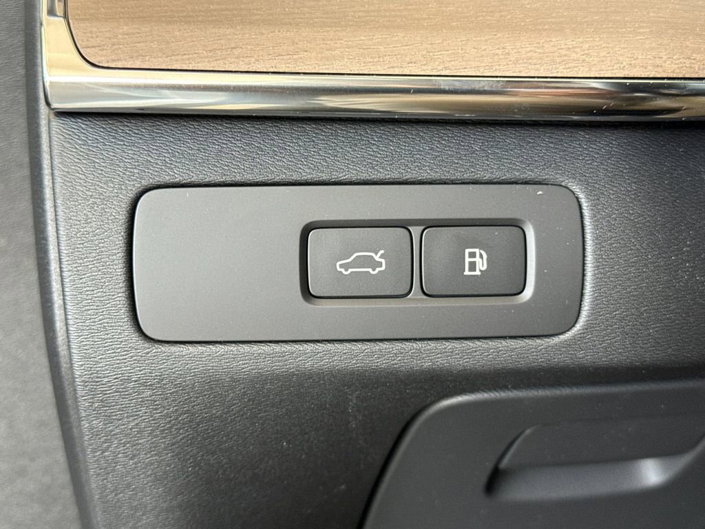 New 2026 Volvo XC90 T8 Ultra w/ Lounge Package AWD/4WD image 29