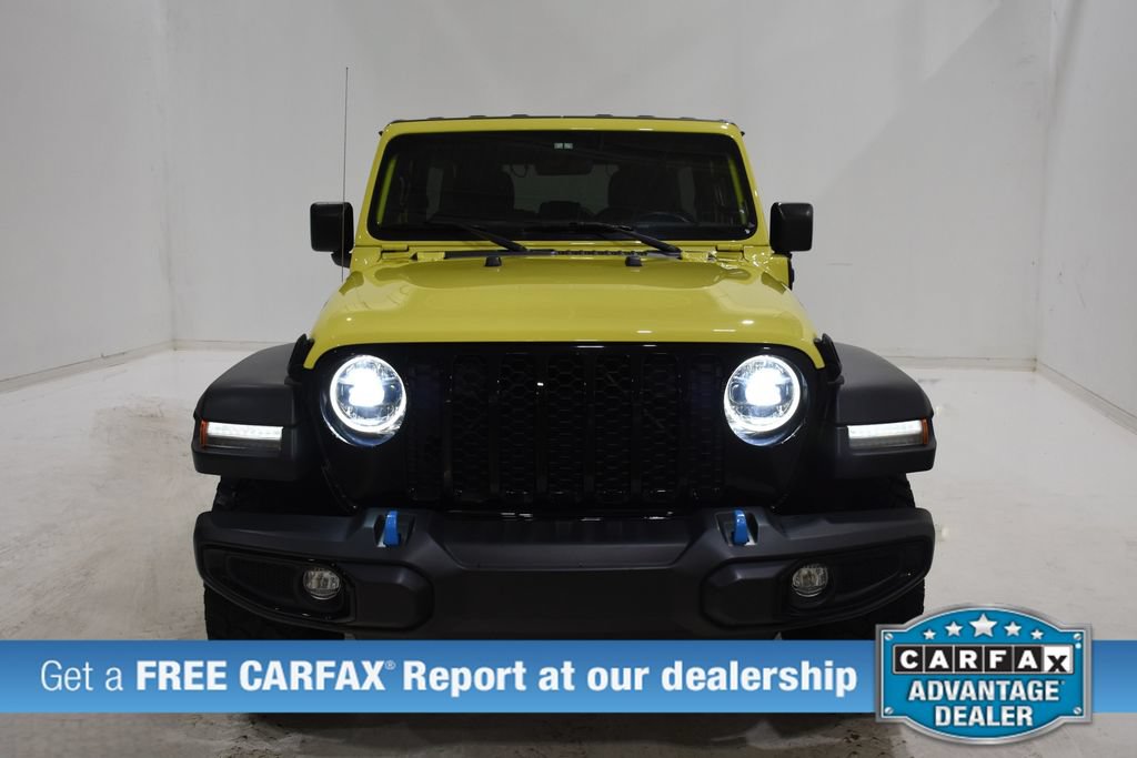Used 2023 Jeep Wrangler Unlimited w/ Cold Weather Group AWD/4WD image 2