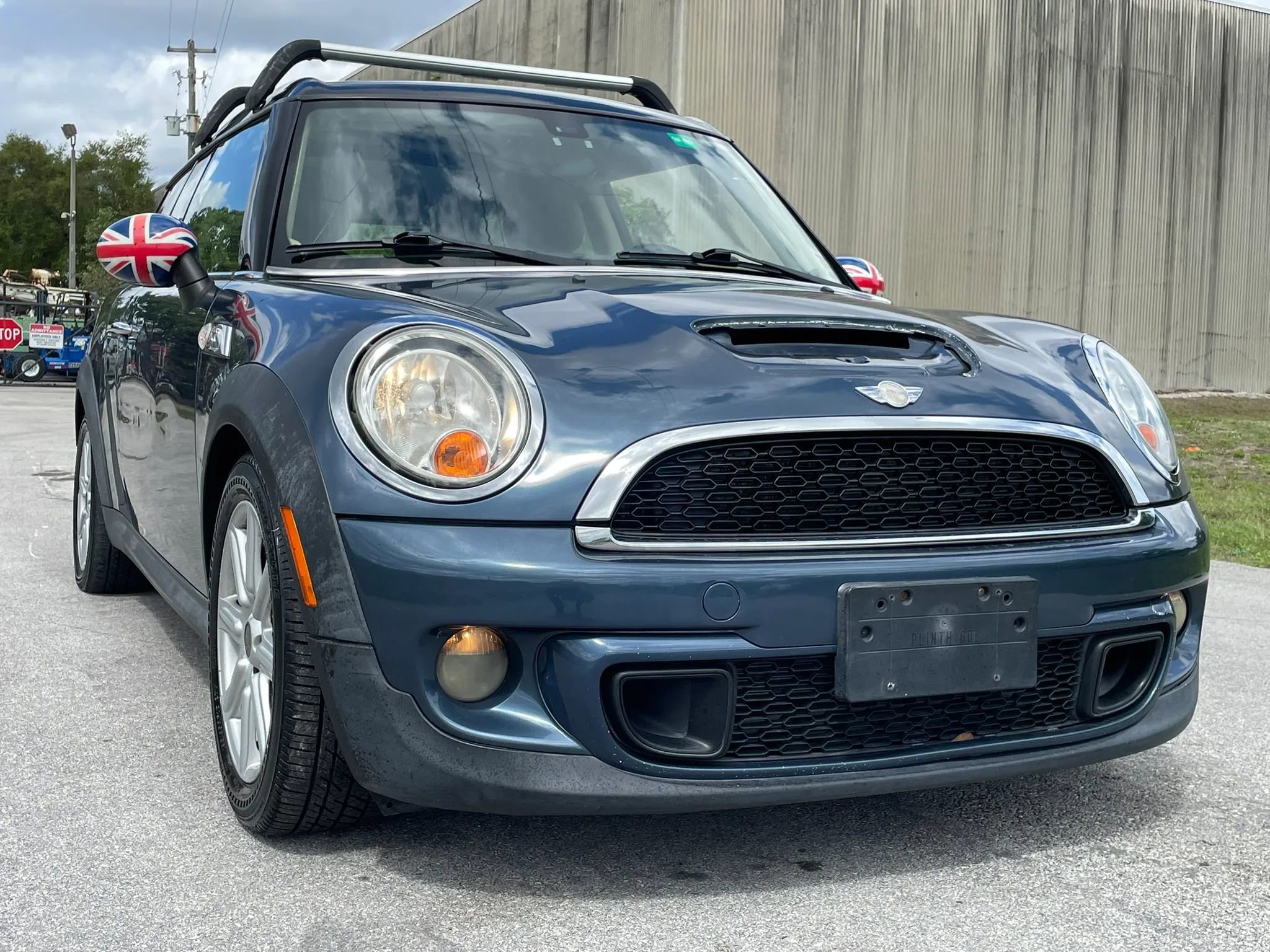 Used 2011 MINI Cooper Clubman S image 3