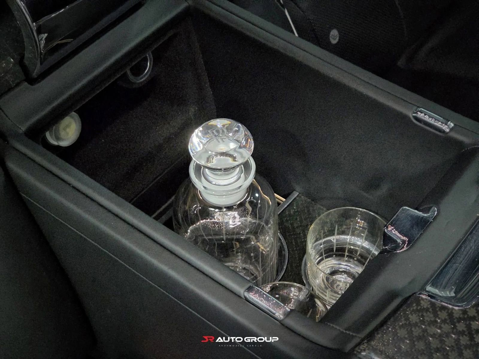 Used 2020 Rolls-Royce Cullinan Black Badge image 33