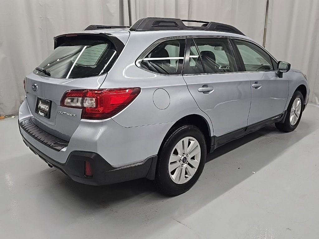 Used 2018 Subaru Outback 2.5i image 6